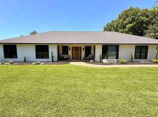 104 S Ruth Ln, Rogers, AR 72756