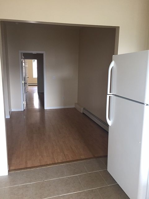 2nd image of 248 Stanhope St APT 3L