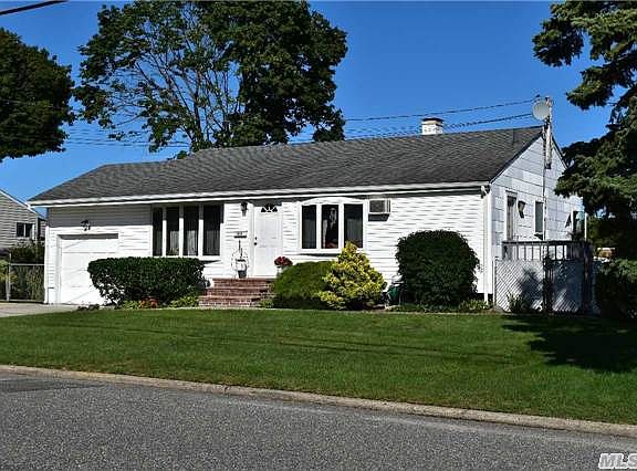 3rd image of 40 Quail Dr