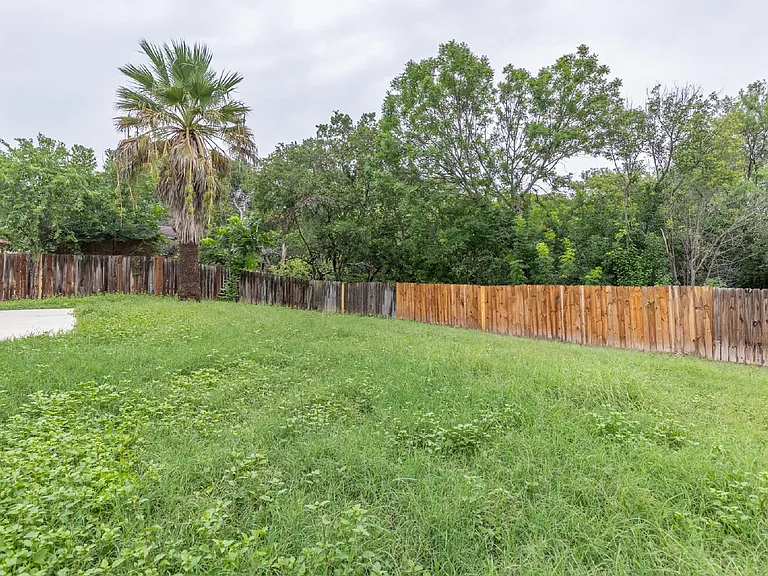 5814 Pineway St — Photo 27