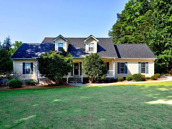 113 Mountain Brooke Dr, Carrollton, GA 30116