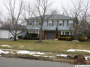 59 Betsy Ross Dr, Freehold, NJ 07728