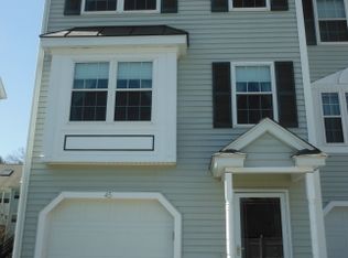 45 Roosevelt Ave, Dracut, MA 01826