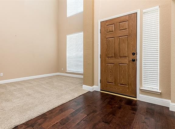3rd image of 5613 Overland Dr