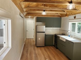 109 S 6th St #4, Hot Springs, SD 57747