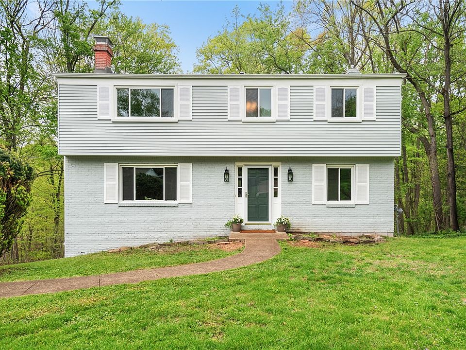 1st image of 111 Greyfriar Dr