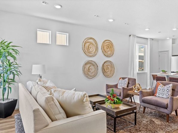 colorado-springs-colorado-448212040 picture