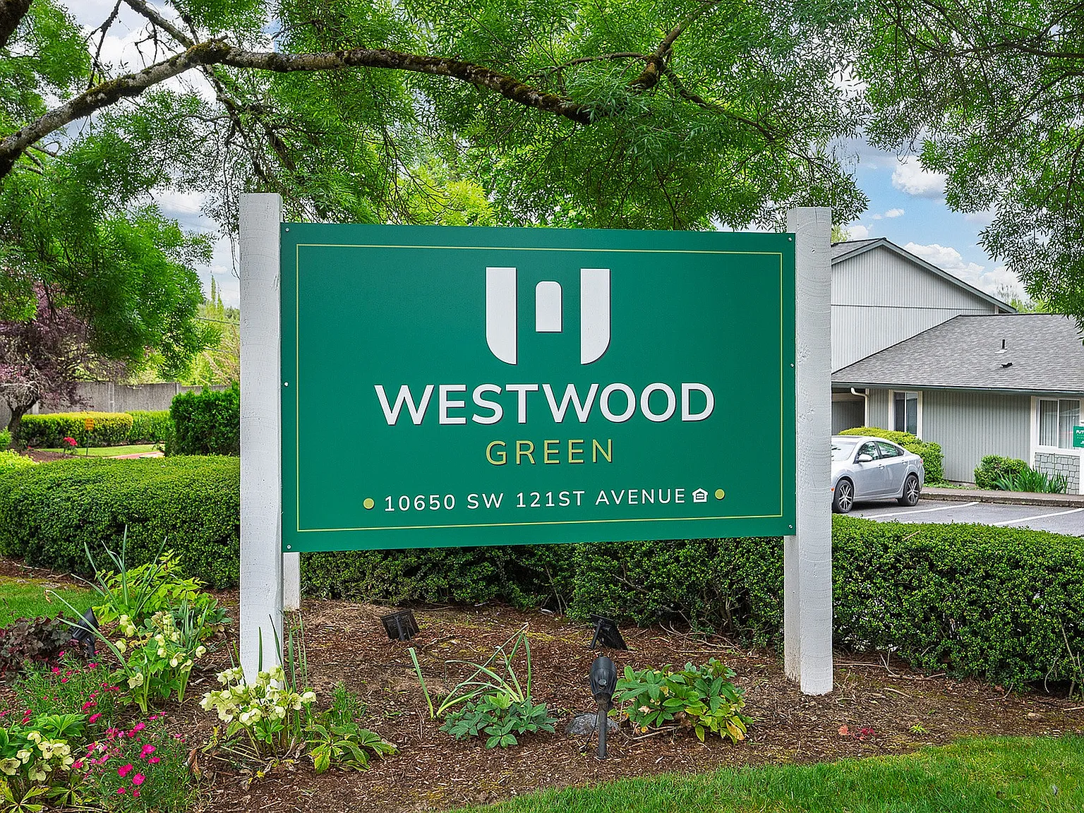 Westwood Green Apartments — Photo 1