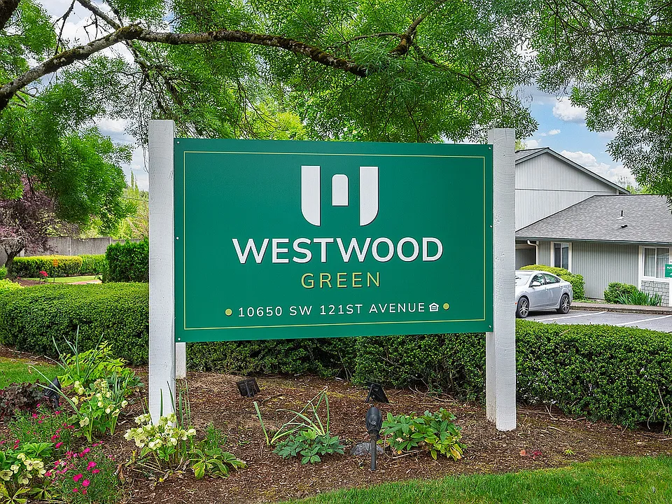 Westwood Green Apartments
