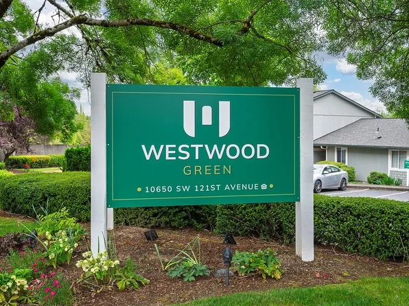 Westwood Green Apartments