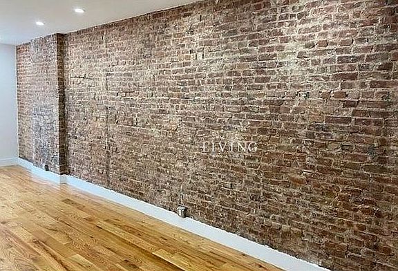 4th image of 298 Rogers Ave #3