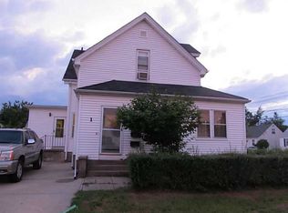 1 Spruce Ave, Cranston, RI 02910