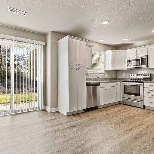 Traditions Townhomes — Photo 14