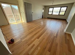 (Undisclosed Address), Yonkers, NY 10701