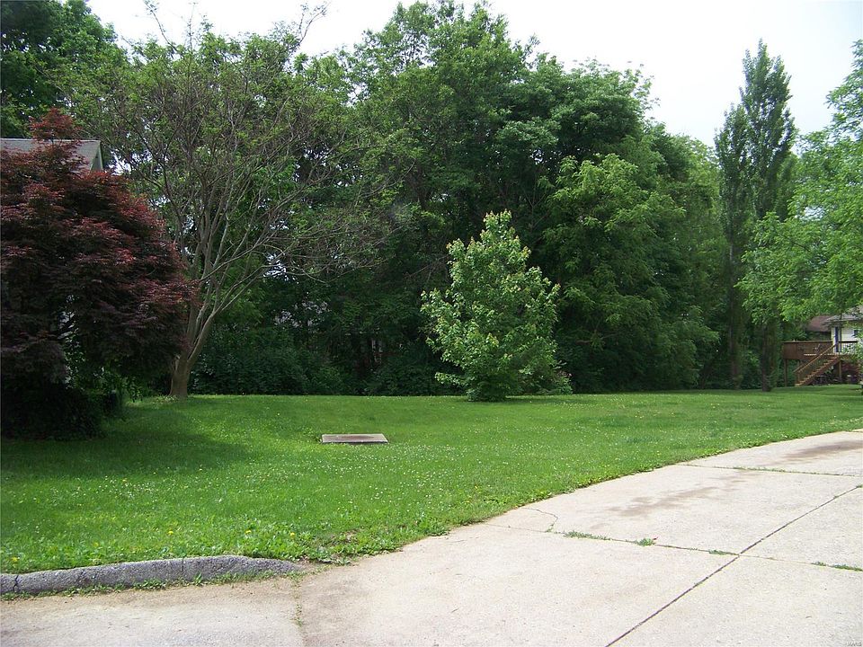 1st image of 722 Fernwood Ter