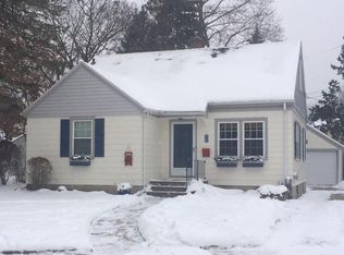 1226 Parkdale St, Lansing, MI 48910