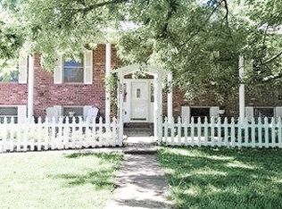 605 W Hickory St, Nevada, MO 64772