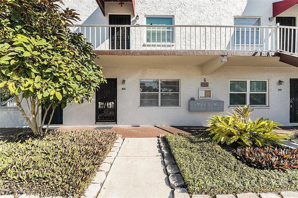 1 bed, 1.0 bath, 760 sqft, $1,400 — Photo 1