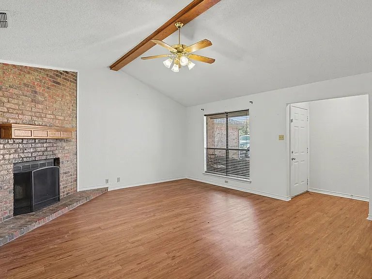 1507 Lindsey Ln W #A — Photo 6