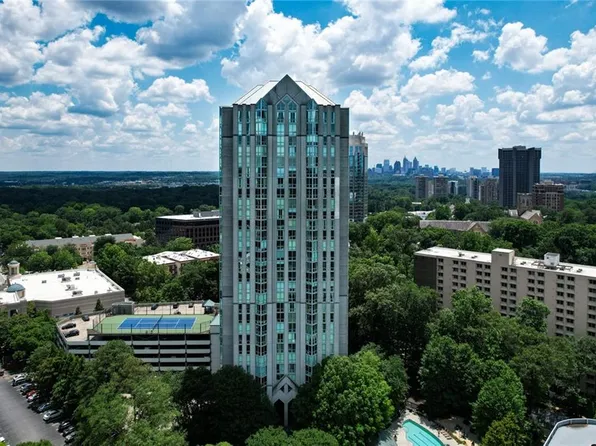 2870 Pharr Court South NW APT 605, Atlanta, GA 30305