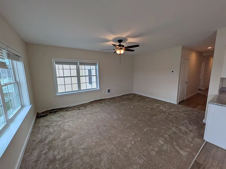 75 Ivan Dr #8 — Photo 11
