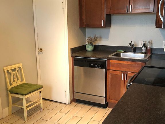 5th image of 4729 Franklin Blvd #8