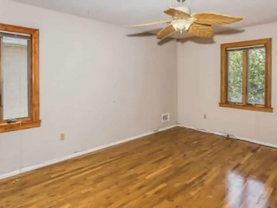 1st image of 6132 218th St