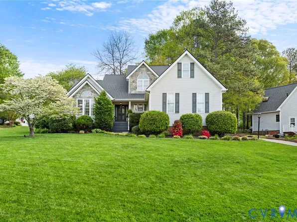 12604 Walton Lake Dr, Midlothian, VA 23114