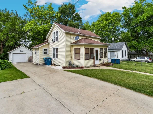 815 Madison Ave, Dixon, IL 61021