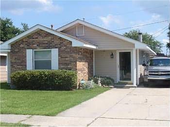 1st image of 5917 S Oak Dr