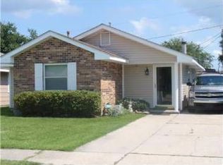 5917 S Oak Dr, Marrero, LA 70072