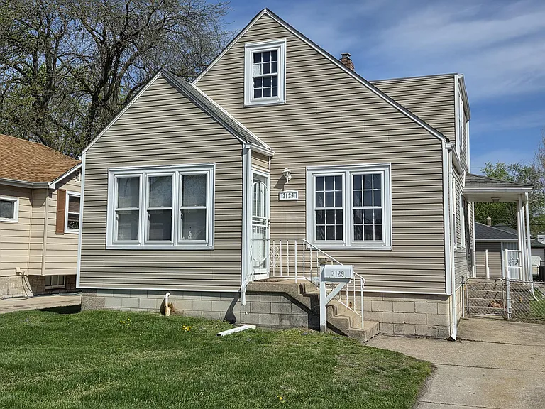 3129 Kenwood St — Photo 1