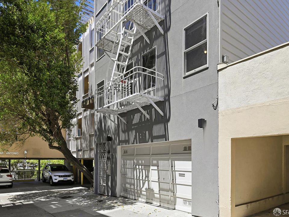 1st image of 44 San Antonio Pl