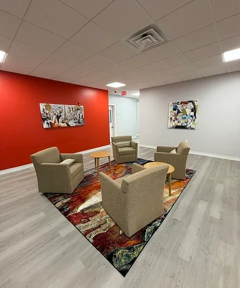 Residences at Sharon Gallery — Photo 56