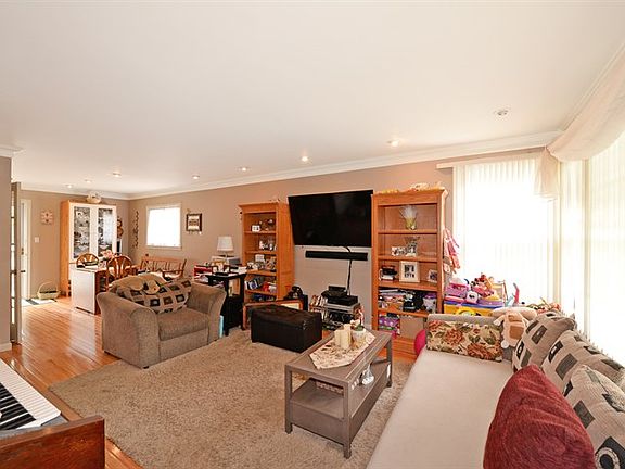 2nd image of 5012 204th St