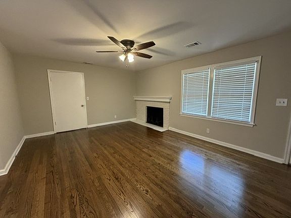 3rd image of 3305 Carden Dr
