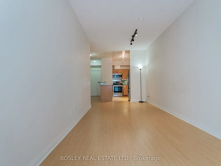 220 Victoria St #803 — Photo 12