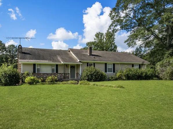 317 Emmett Byrd Rd, Lumberton, MS 39455