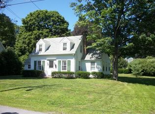 39 Prince St, Red Hook, NY 12571