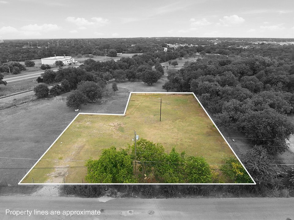 1st image of 4112 Pecan Ln