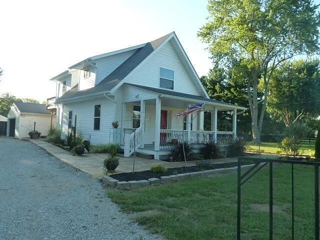 10755 Lockbourne Eastern Rd photo 1