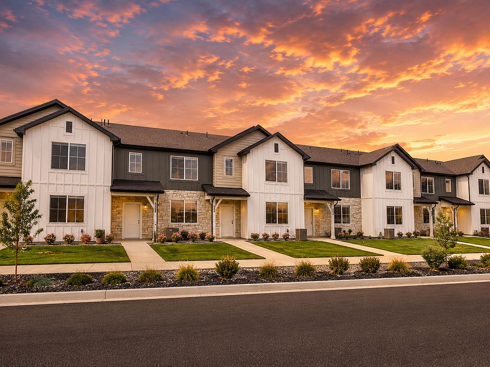 Clear Creek Townhomes