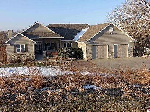2nd image of 729 Arneal Rd