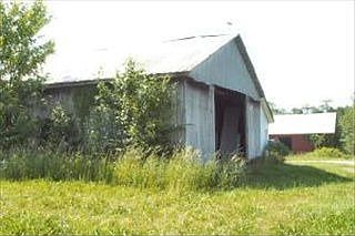 2nd image of 580 Birds Hill Rd