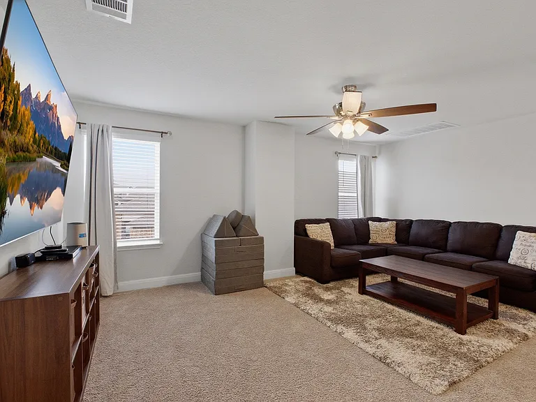 8439 Knapp Rise — Photo 2