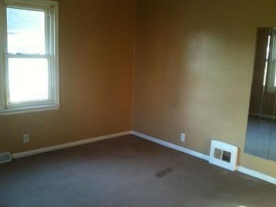 3rd image of 1207 Parkway Dr