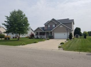 5589 S Lakecress Dr, Saginaw, MI 48603