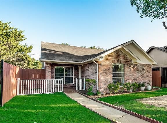 2nd image of 10647 Woodleaf Dr