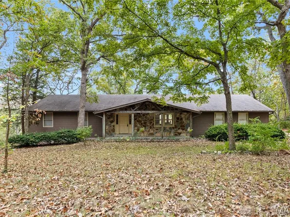 8360 Brouk Dr, Cedar Hill, MO 63016