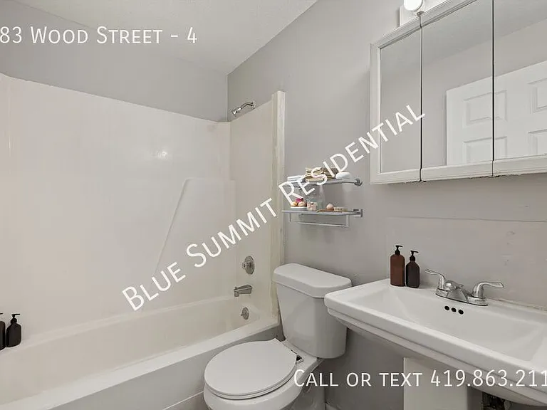 383 Wood St #4 — Photo 7